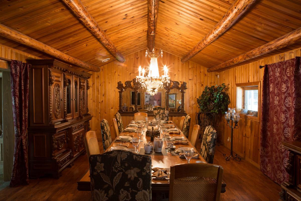 Bed and Breakfast Sleepy Creek Country Manor à Bragg Creek Extérieur photo